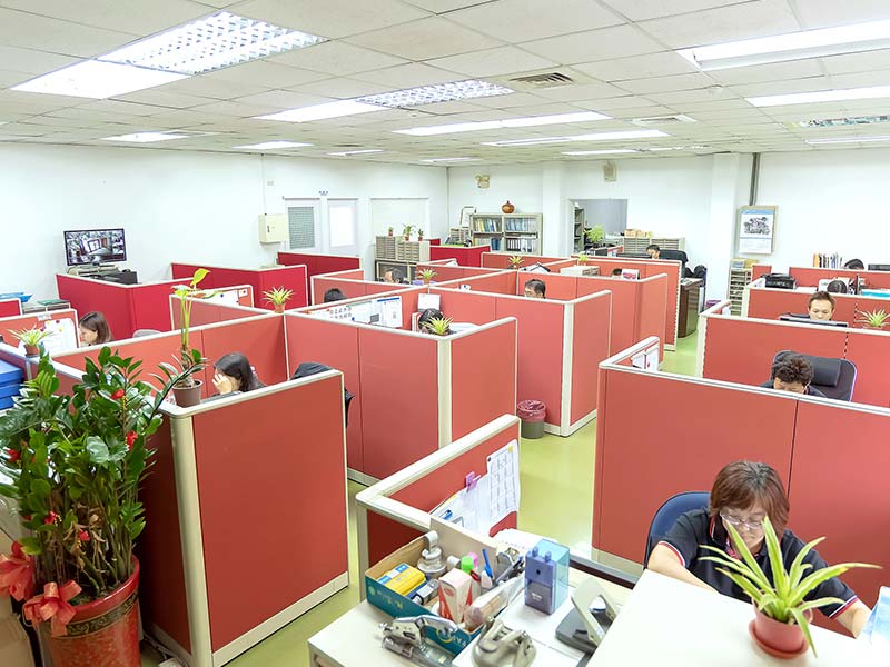 環境介紹-裕群光電科技股份有限公司