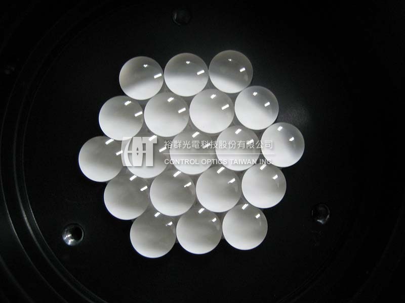曝光機蒼蠅眼、曝光機陣列透鏡- 裕群光電科技股份有限公司