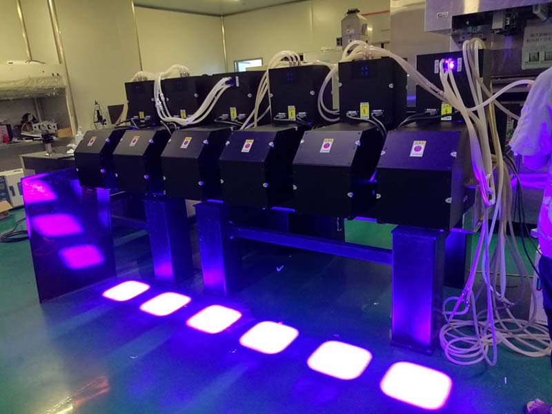 LED產業用平行光曝光機UV LED光源- 裕群光電科技股份有限公司